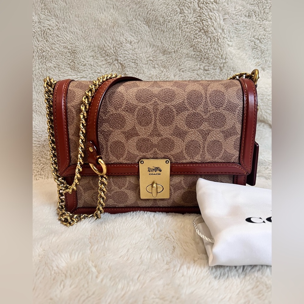 Coach Hutton Shoulder Bag In Signature Canvas